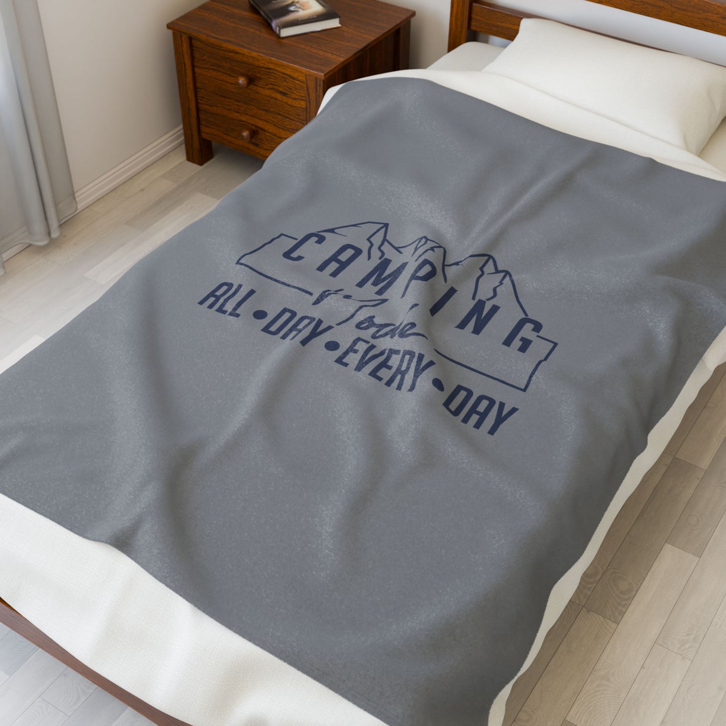 Camping Mode Velveteen Plush Blanket
