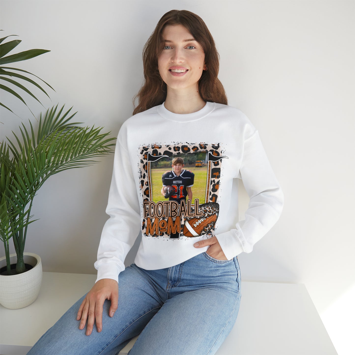 Custom Football Mom Heavy Blend™ Crewneck Sweatshirt