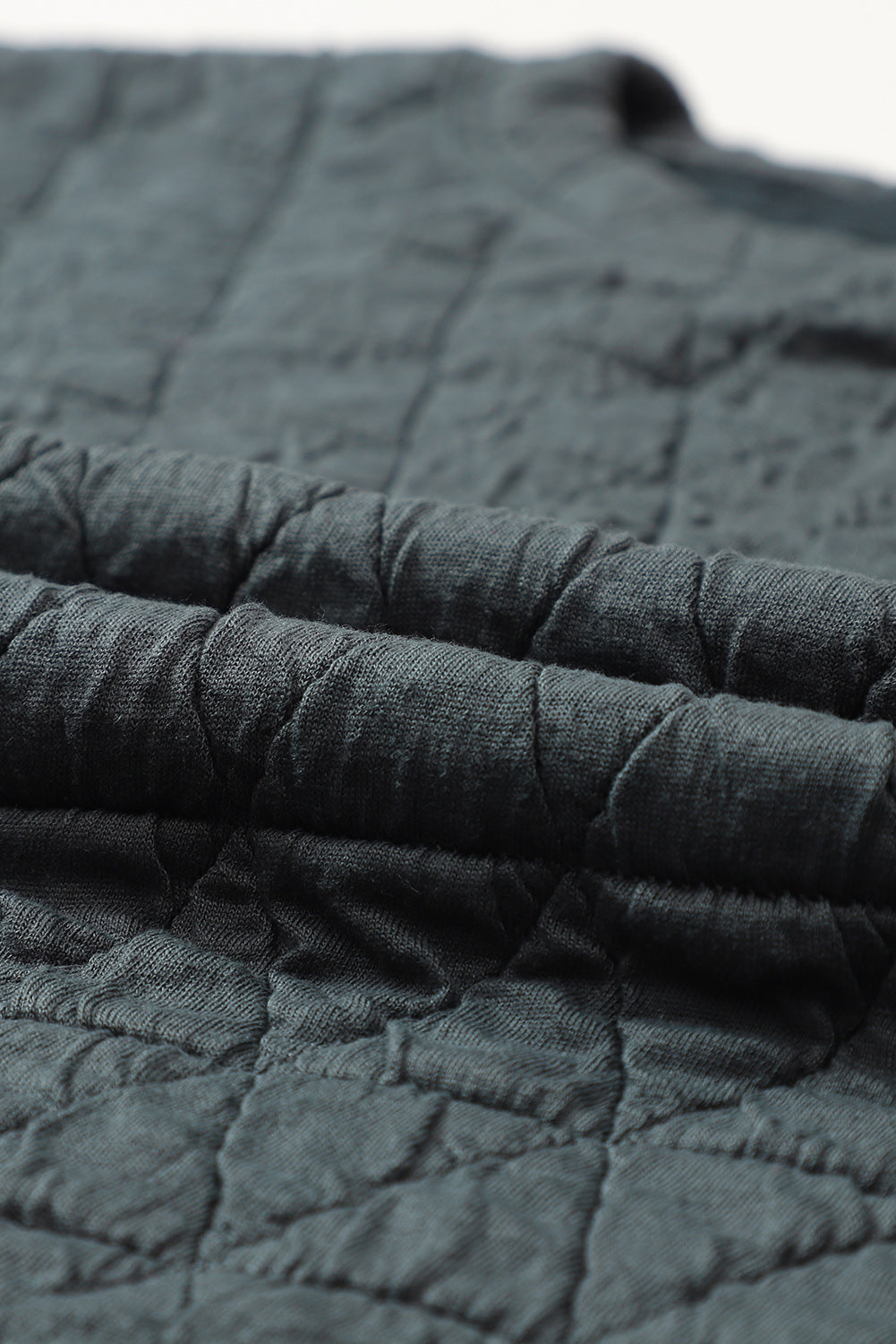 Chestnut Casual Crinkle Quilted Pullover Top