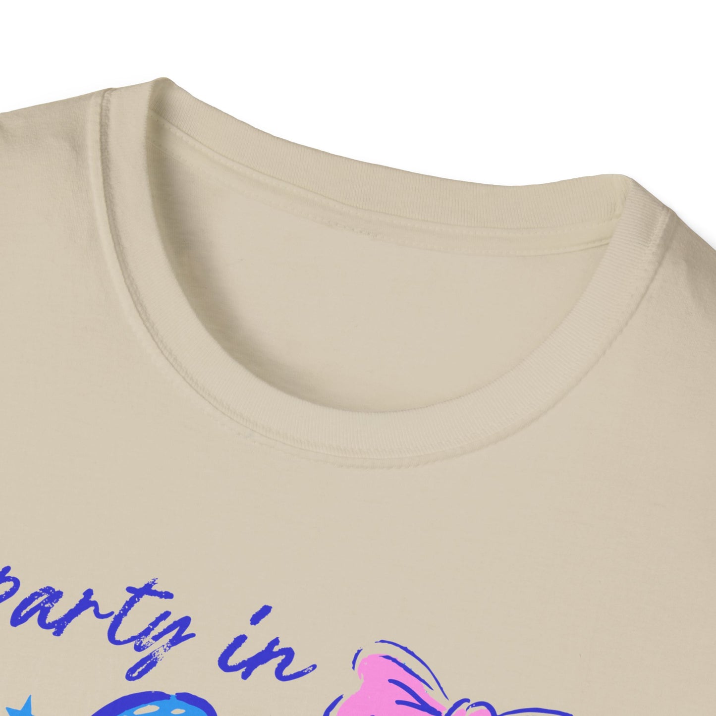 Party In The USA Balloon Dog Softstyle T-Shirt